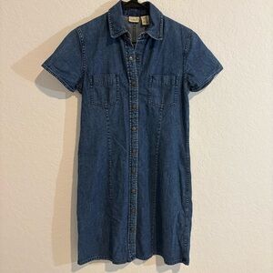 L.L. Bean Vintage Short-sleeve button-front Denim Dress, Size 6